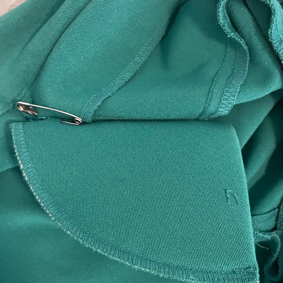 EUC Iman Green Blazer - Picture 2 of 6